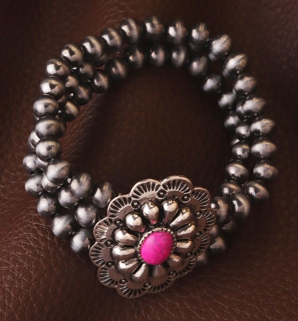 CONCHO BRACELET STRETCHY