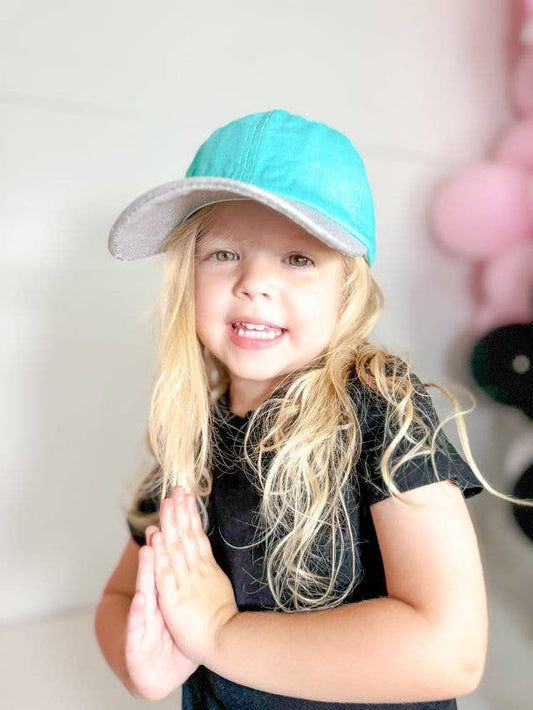GIRL'S TURQUOISE HAT WITH SILVER BILL