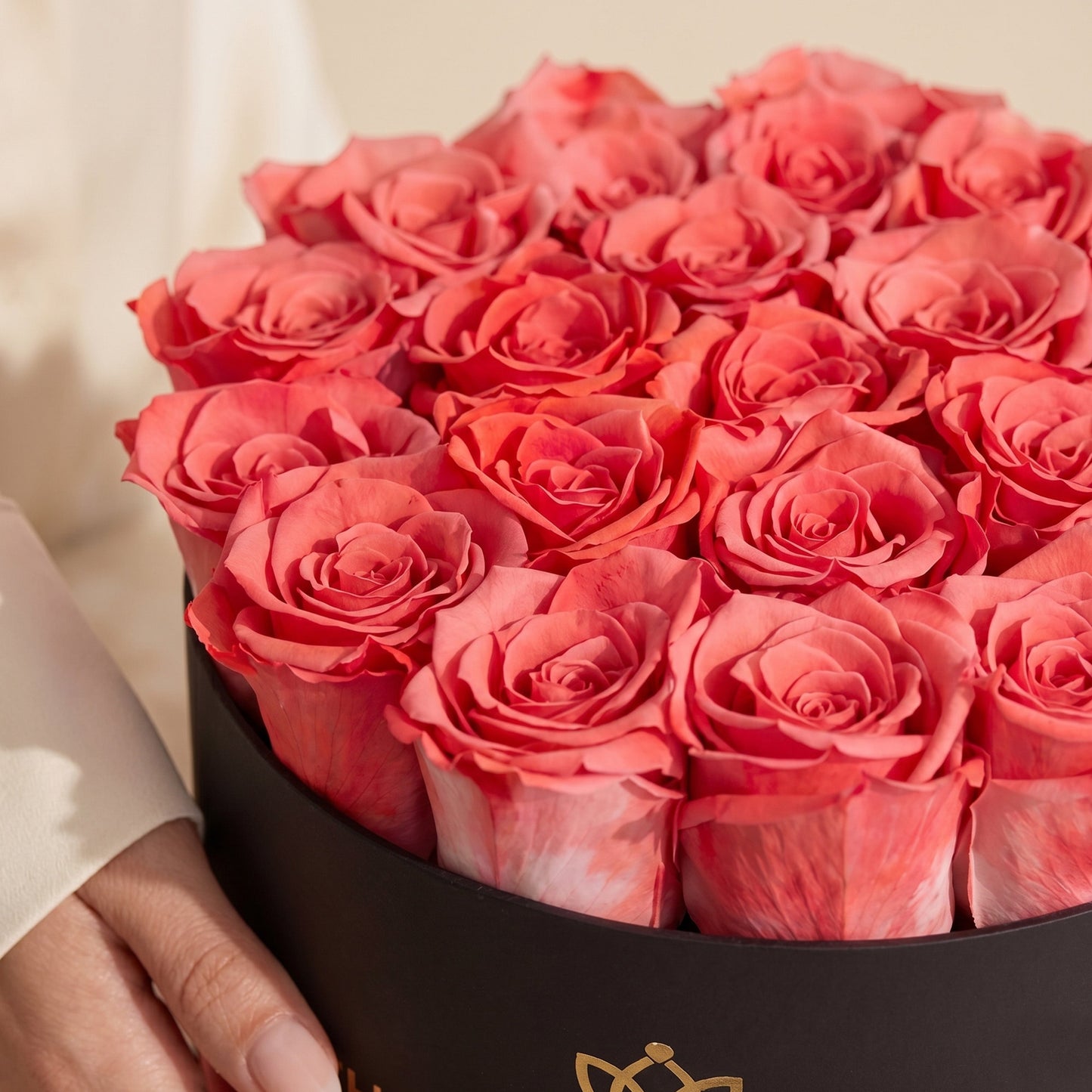 Classic Black Box | Coral Roses