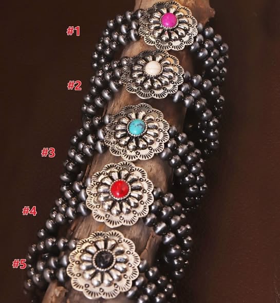 CONCHO BRACELET STRETCHY