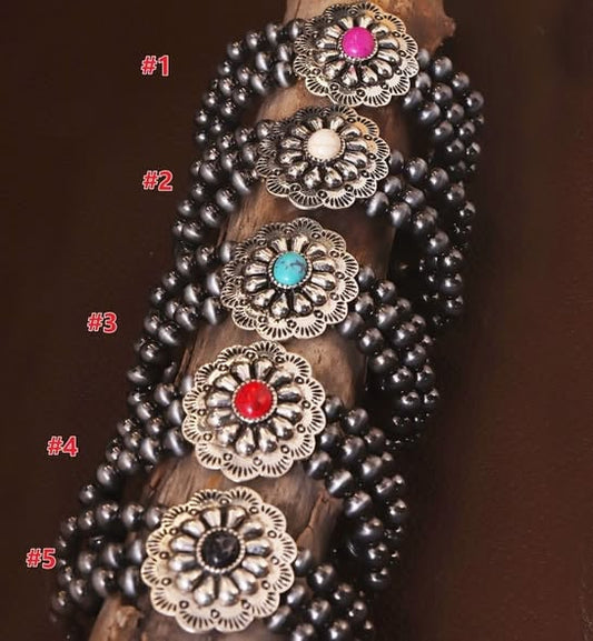 CONCHO BRACELET STRETCHY