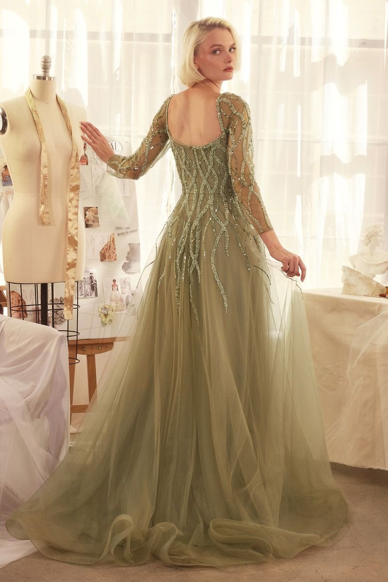 Formal Sequins Embellished Special Occasion Gown w/ Swetheart Neckline & Layered Skirt CDA1367