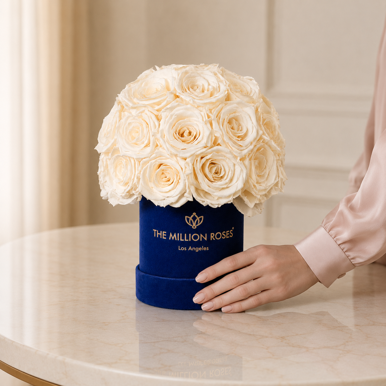 Essence Royal Blue Suede Superdome Box | White Roses
