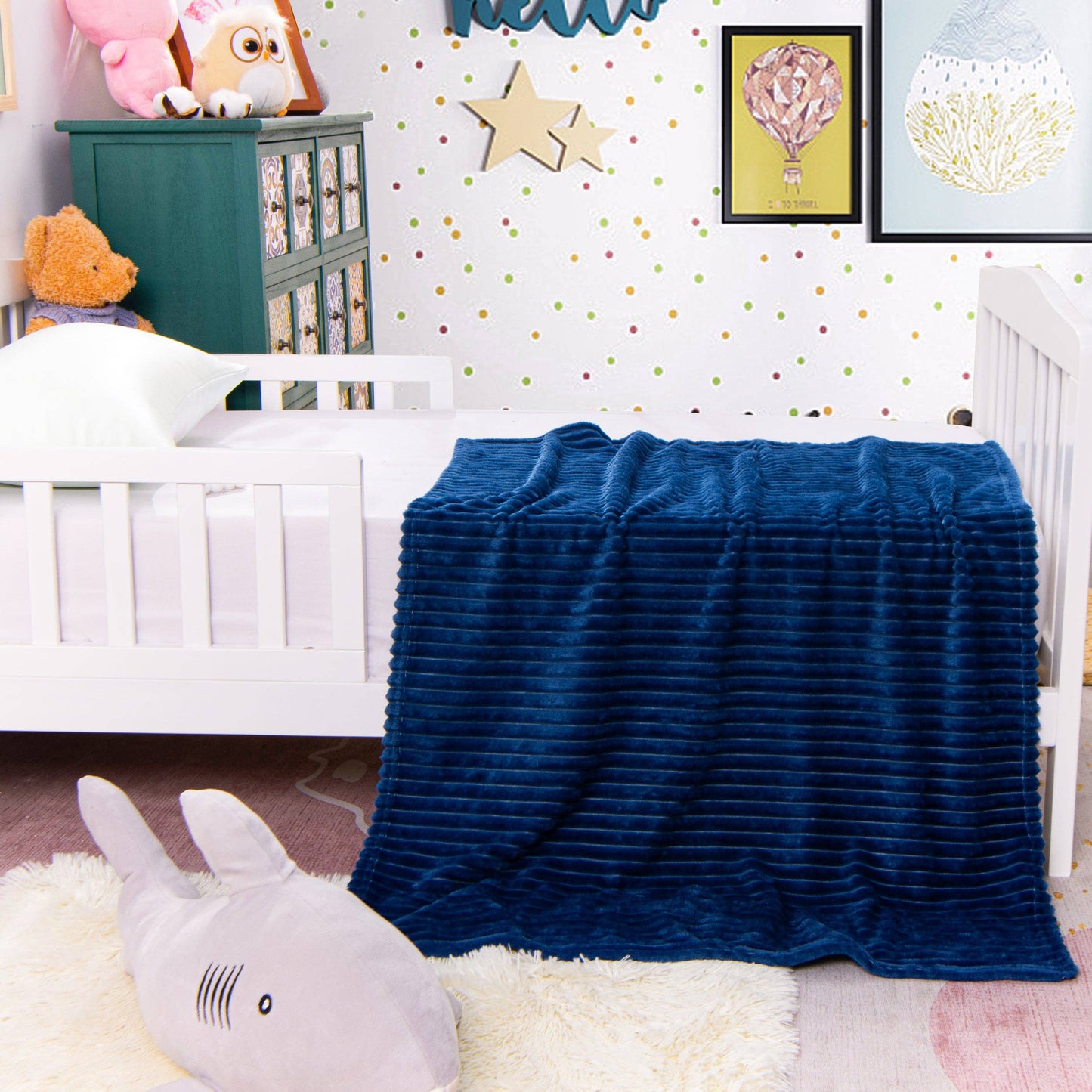 ALL SEASONS PLUSH FLANNEL FLEECE BLANKET