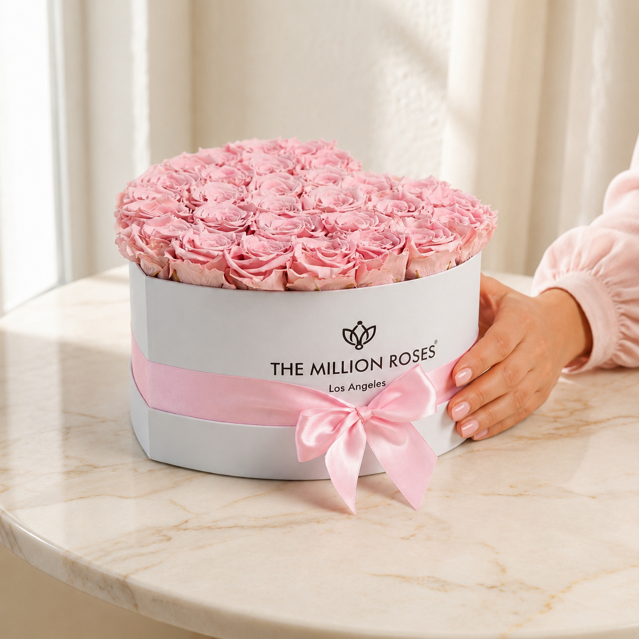 Heart White Box | Light Pink Roses